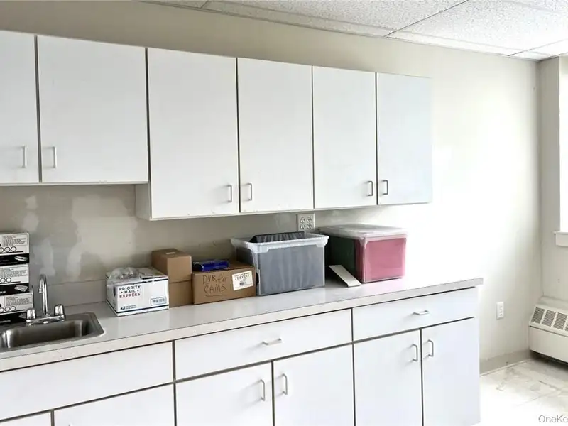 Professional Office Suite in Highlands Building, Near New York Presbyterian Hospital