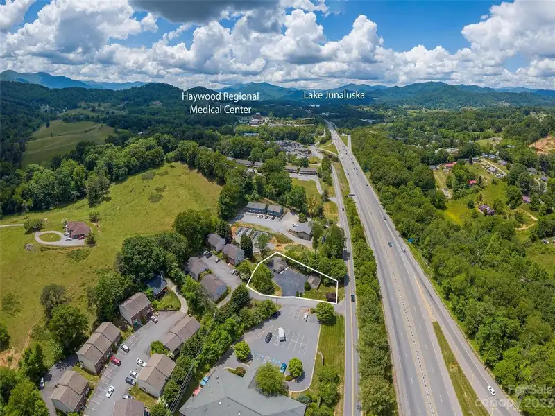 Two Commercial Buildings with Office and Studio Apartment in Clyde, Close to Amenities
