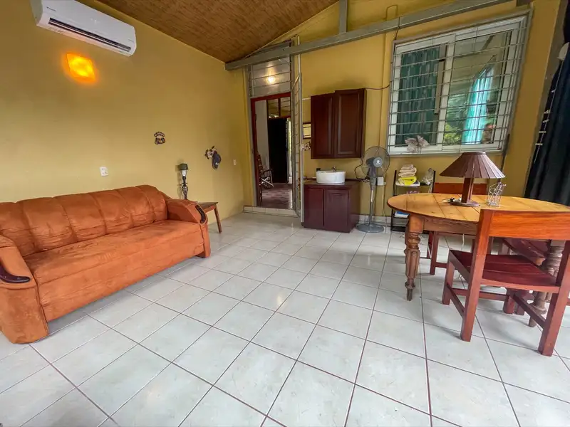 One-bedroom Home with Expansion Potential in Central Ojochal, Costa Rica