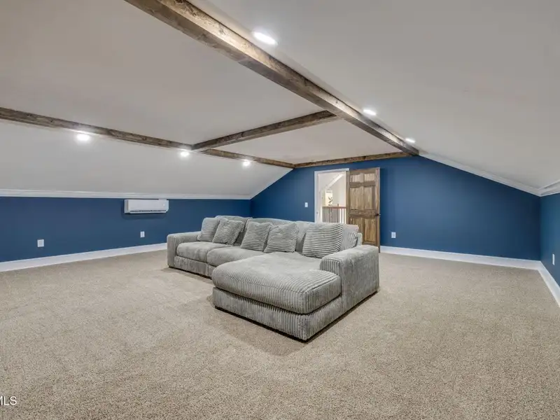 Custom Barndominium on 3 Acres with Pool and Income-generating Garage in Tennessee