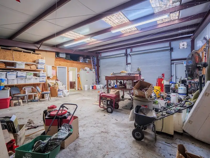 Versatile Flex Building with Office and Warehouse Space in Prime Valdosta Location