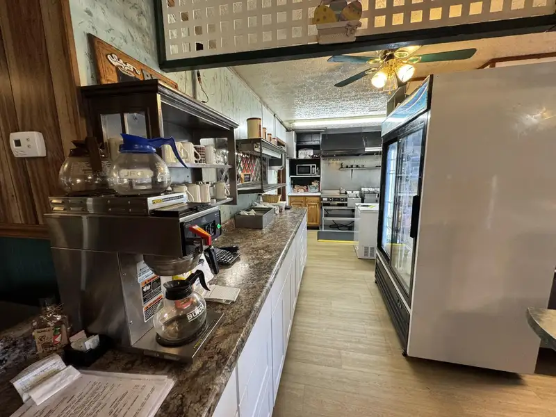 Established Family Restaurant with Drive-thru Near Lake Cumberland Marina