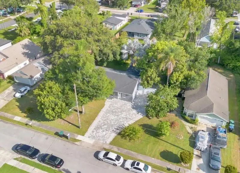 Charming Airbnb Home Near Downtown Orlando with In-law Suite and Expansive Backyard