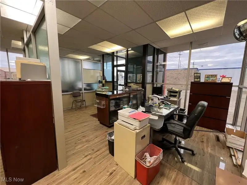 Versatile 11,600 Sf Warehouse with Office Space in Canton, Oh