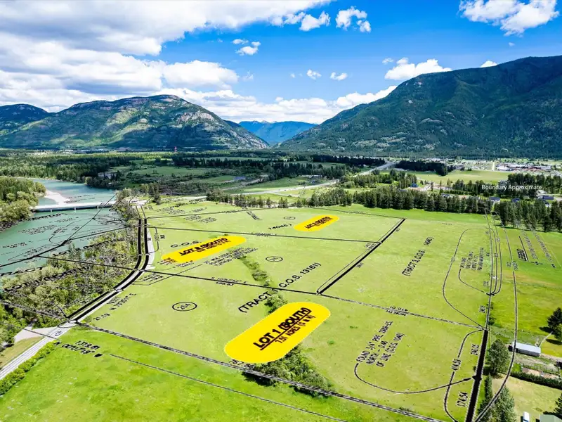 Expansive 50-acre Development Site Near Glacier National Park with Riverfront Access
