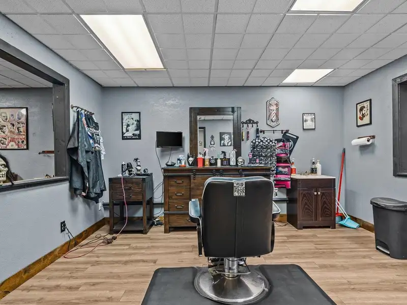 Retail/office Condo in Cottonwood Mall with Modern Updates and High Visibility