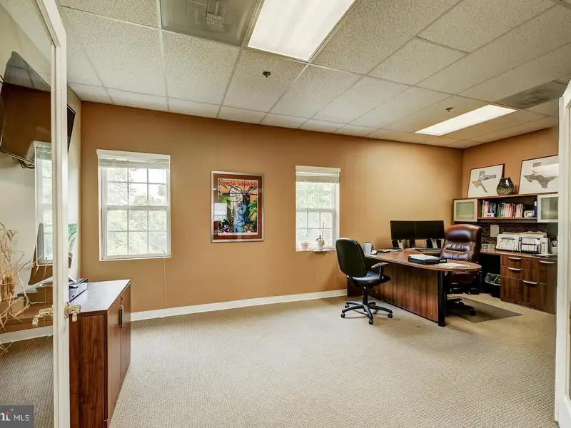 Spacious 1,215 Sf Office Condo in Highland Crossing Professional Office Park, Howard County