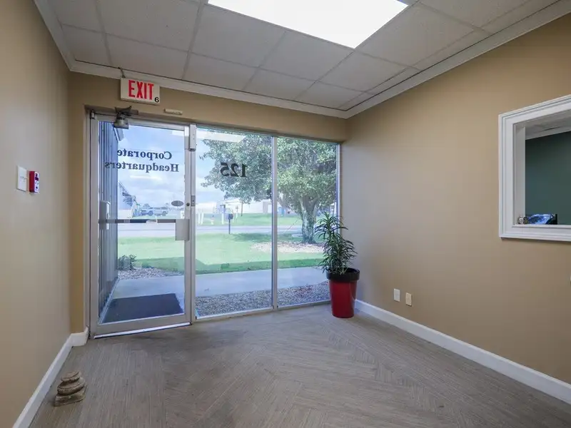 Versatile Commercial Property with Office, Showroom, and Warehouse in Lowndes County