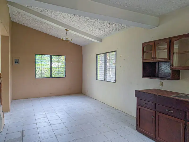 Versatile Residential/commercial Property in Kontiki Area, San Ignacio