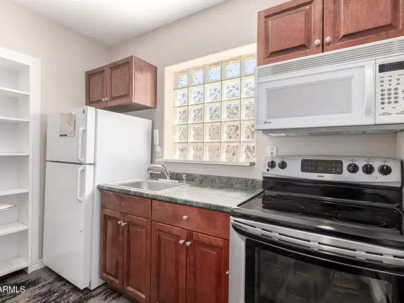 Charming 1947 Cape Cod Office Space in Prime 3rd Street Location