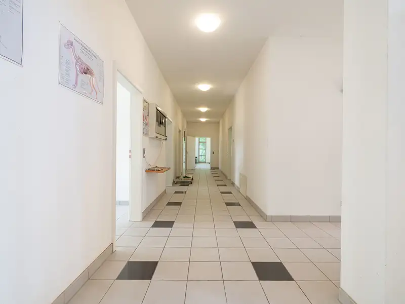 Versatile Commercial Property with Residences in Nördlingen’s Prime Location