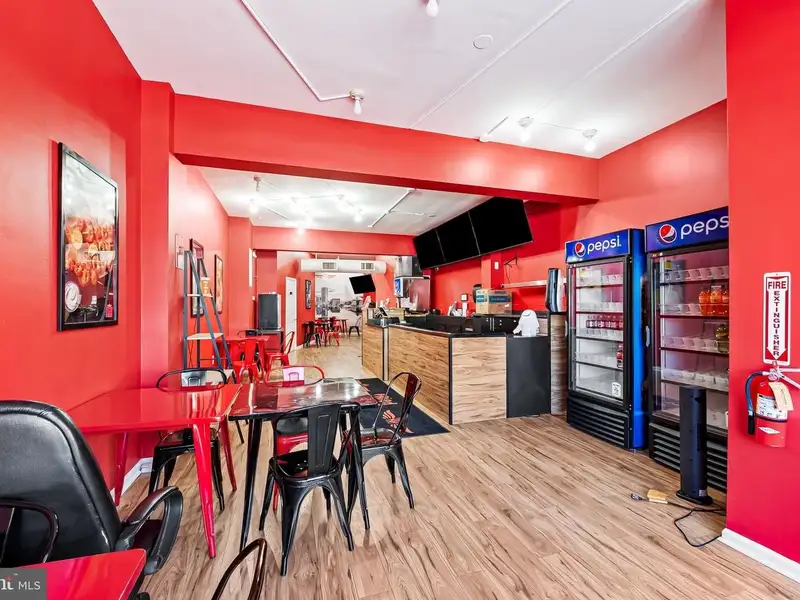 Two Storefronts in Towson: Restaurant and Vacant Space for Lease