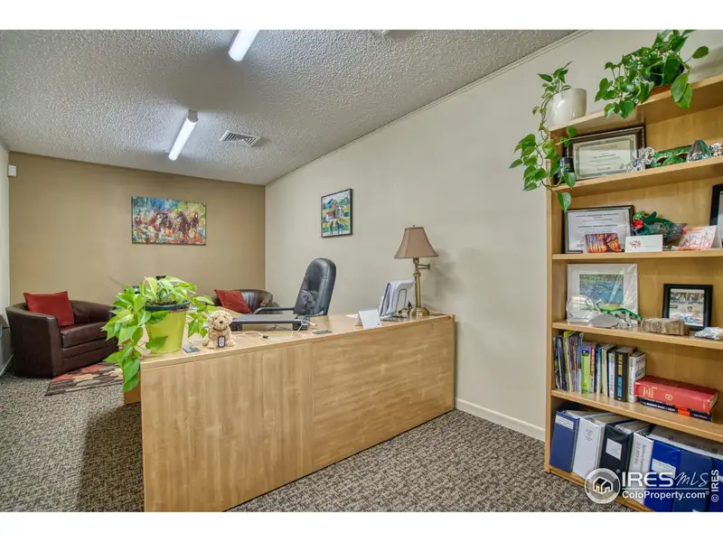 Prime Office/retail Space Near Main Street in Downtown Longmont with Back Parking