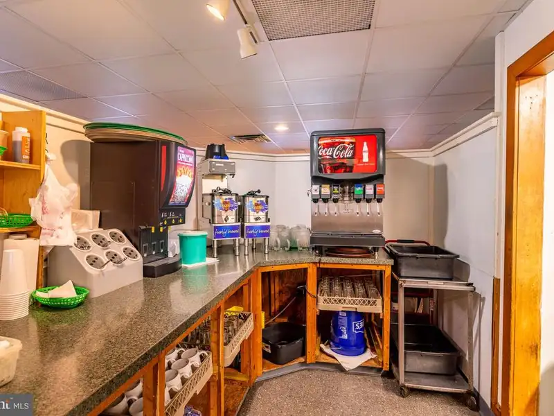 Established Restaurant with Commercial Kitchen and 120+ Seating in Hardy County