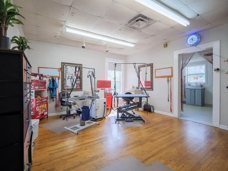 Versatile Flex Building with Office and Warehouse Space in Prime Valdosta Location