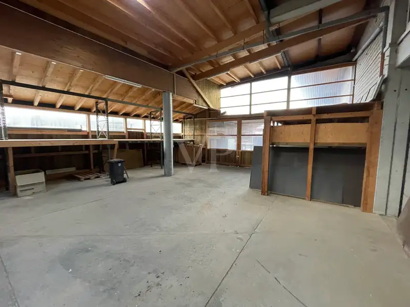 Mixed-use Property with Residential and Commercial Space in Prime Location
