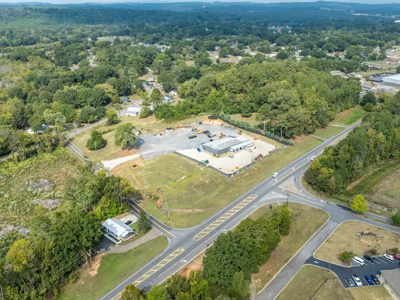 Versatile 8,000 Sf Industrial Facility on 5 Acres with Prime Hwy 41 Frontage