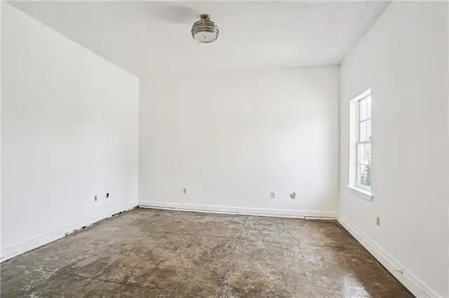 Uptown Commercial Space with Outdoor Patio and Parking - 1844 Sf White Box Ready