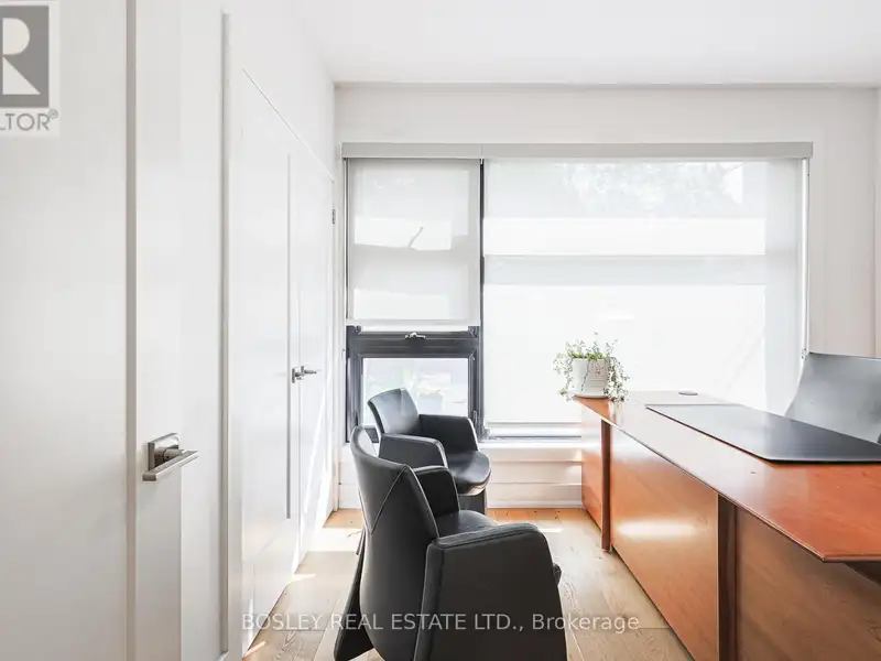 Versatile 700 Sq Ft Office Space in Dovercourt Village, Toronto