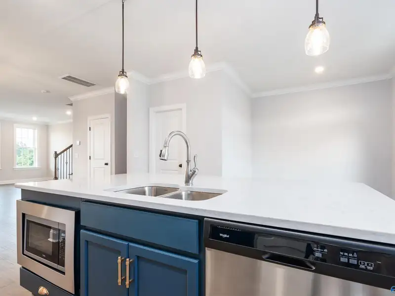 Live/work Townhome with Flex Space, Gourmet Kitchen, and 2-car Garage in Prime Location