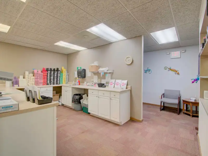 Move-in Ready 5,000 Sq Ft Commercial Space in Prime Edgewood Location