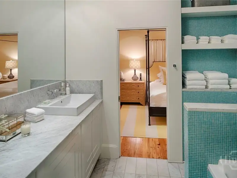 Chic 2-story Mixed-use Building in Prime Location with Commercial Space and Urban Loft