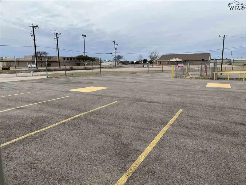 Warehouse Space with Offices and Loading Docks on 1.5 Acres, Convenient Location