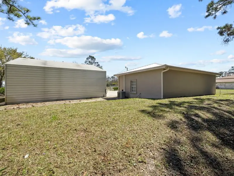 Commercial Building with Offices and Open Storage in St. Johns County