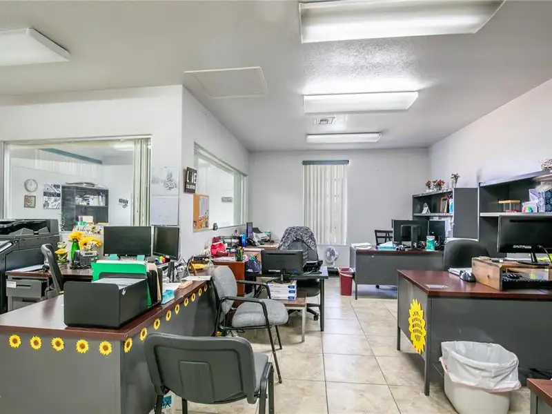 Medical Office Building for Sale in Prime Clermont Location with Ample Parking