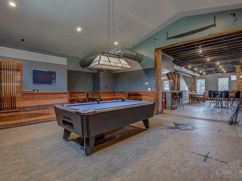 Updated Tavern/bar/restaurant with Apartment on 2+ Acres in Reily, Ohio