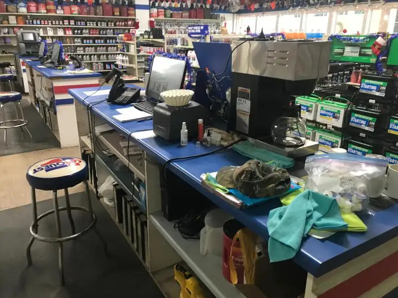 Prime Auto Parts Store with Excellent Location on High Traffic State Hwy 13 and 182