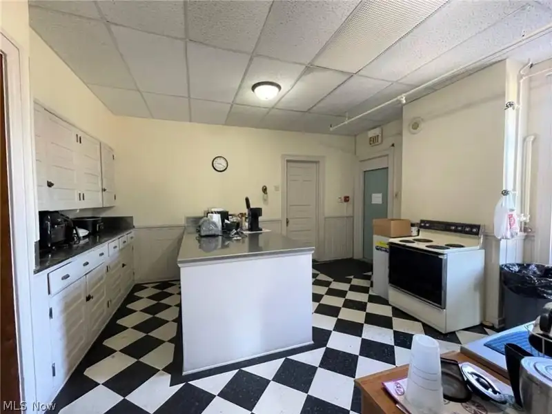 Historic Victorian Professional Building in Stark County with Remodeled Office Space