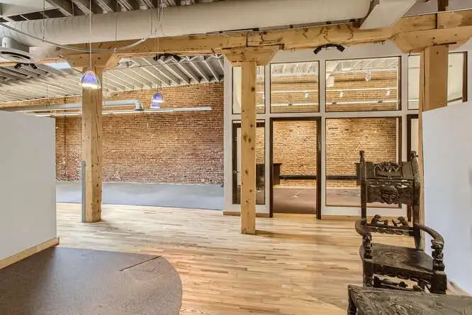 Historic Office/retail Building in Lodo, Denver - 11,012 Sq Ft with Leased Retail Space