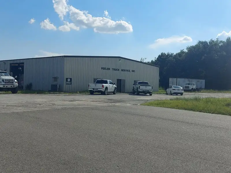 Commercial Property with Warehouse and 10.94 Acres on High-traffic State Rd 46, Mount Dora