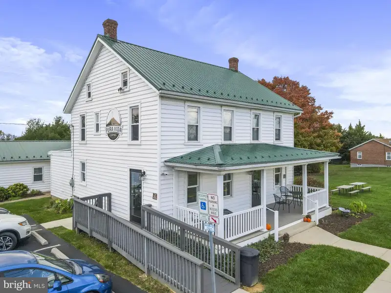 Unique Barn and Farmhouse with Commercial Potential Near Hagerstown, Md