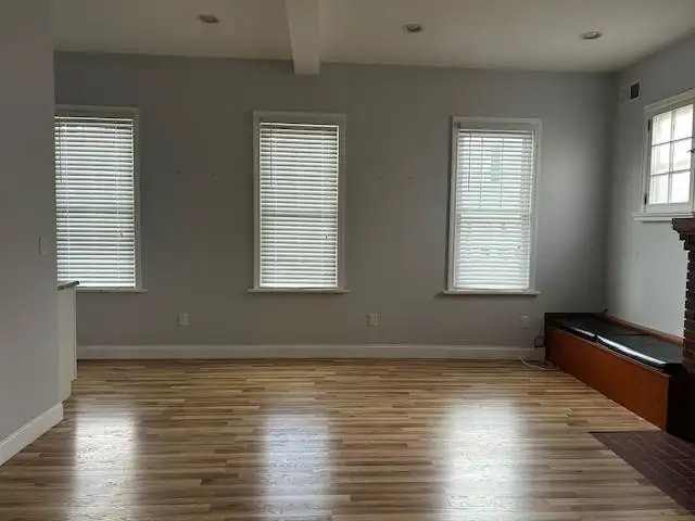 Versatile 750 Sq Ft Office Suite in Prime Village of Walden Location