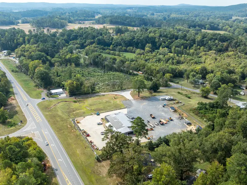Versatile 8,000 Sf Industrial Facility on 5 Acres with Prime Hwy 41 Frontage
