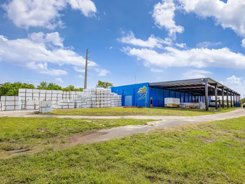 Versatile Industrial Building with Office Space and Storage on 2.71 Acres in Riviera Beach, Fl