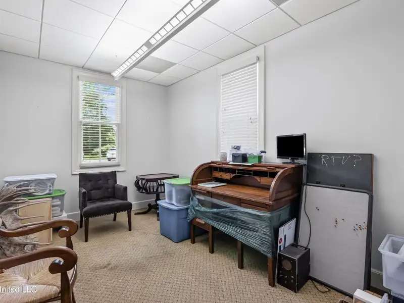 Versatile Office Space with Conference Room and Kitchen in Downtown Tunica
