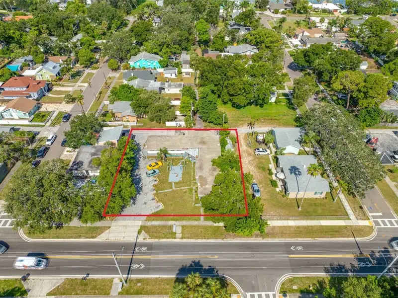 9-unit Hotel Complex with Redevelopment Potential on N Ft Harrison Ave, Clearwater