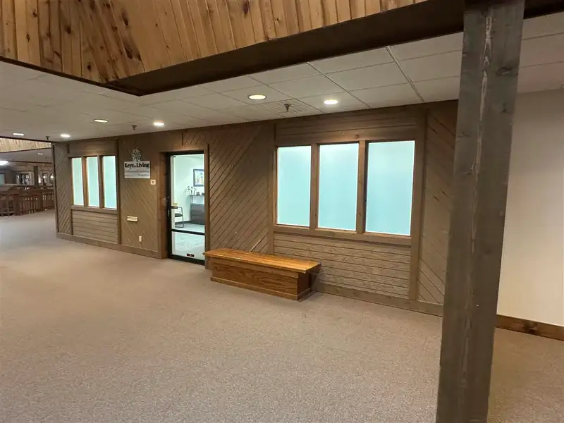 Investment Opportunity: Leased Office Suite in Eastdale Plaza, Move-in Ready