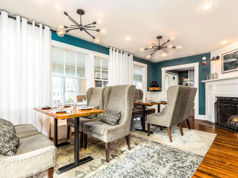 High-end Restaurant Space with Outdoor Dining and Residential Unit in Ogunquit