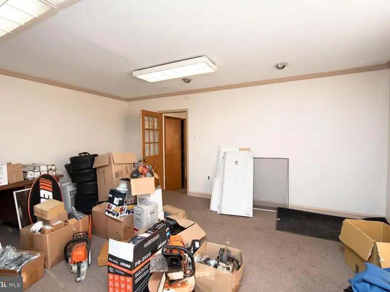 Commercial Property with Office and Warehouse Space in Norristown, Ideal for Multiple Tenants