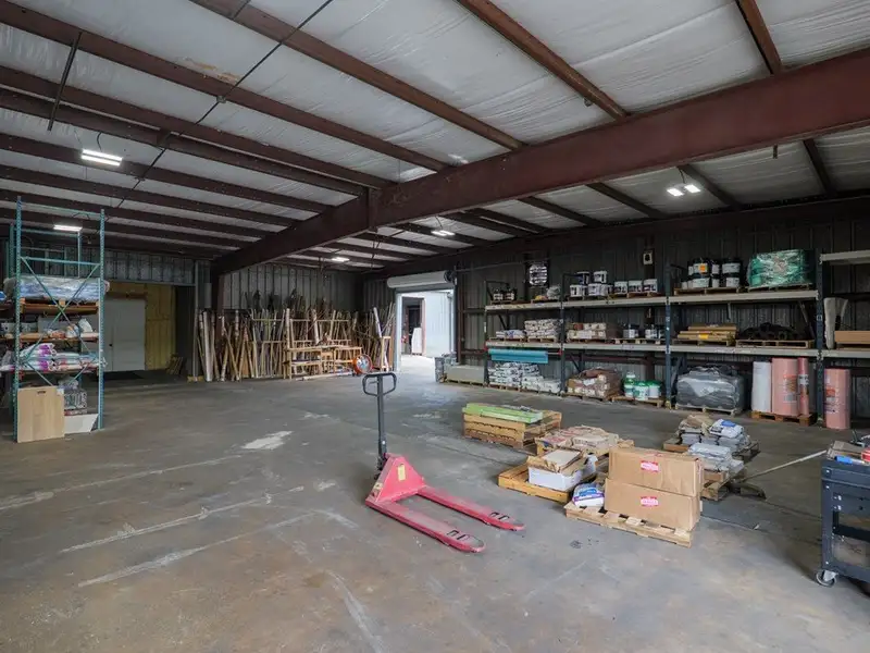 Versatile Commercial Property with Office, Showroom, and Warehouse in Lowndes County