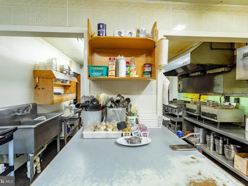 Established Restaurant with Commercial Kitchen and 120+ Seating in Hardy County