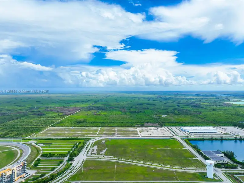 New 2,640 Sq. Ft. Warehouse in Homestead, Fl - Ideal for Storage and Business Operations