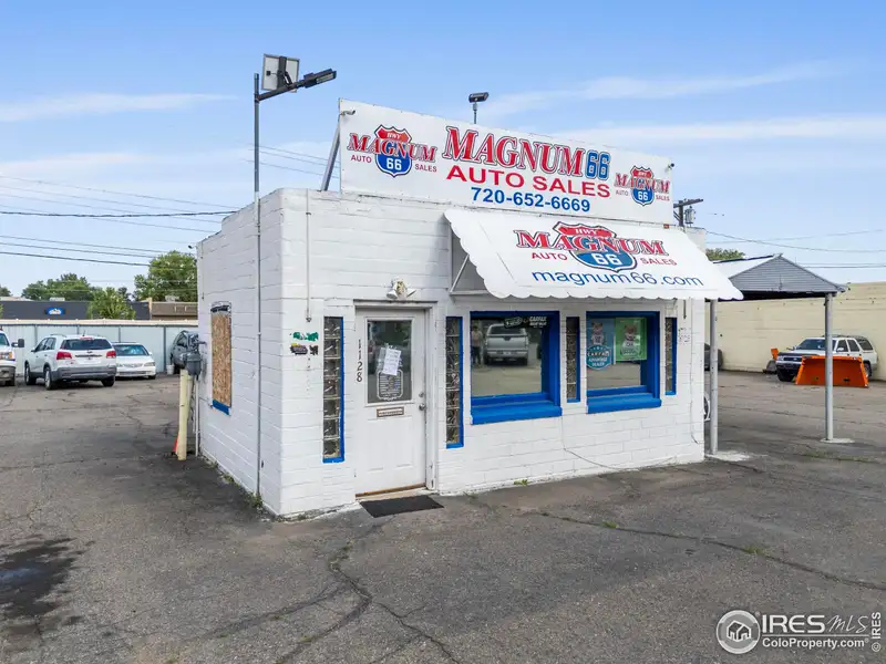 Prime Main Street Commercial Property for Redevelopment or Vehicle Business