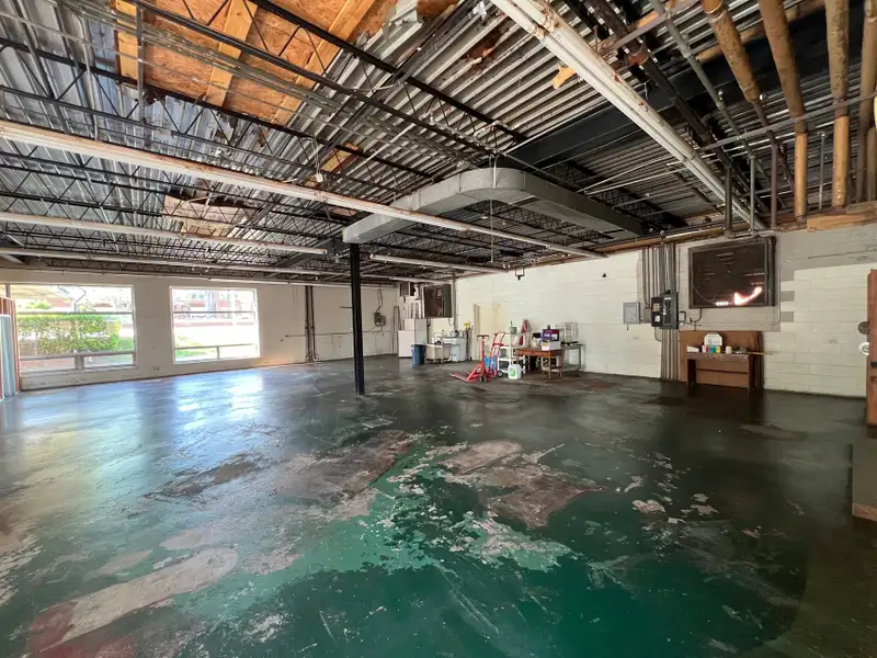 Downtown Marion Corner Commercial Space with High Visibility and Onsite Parking