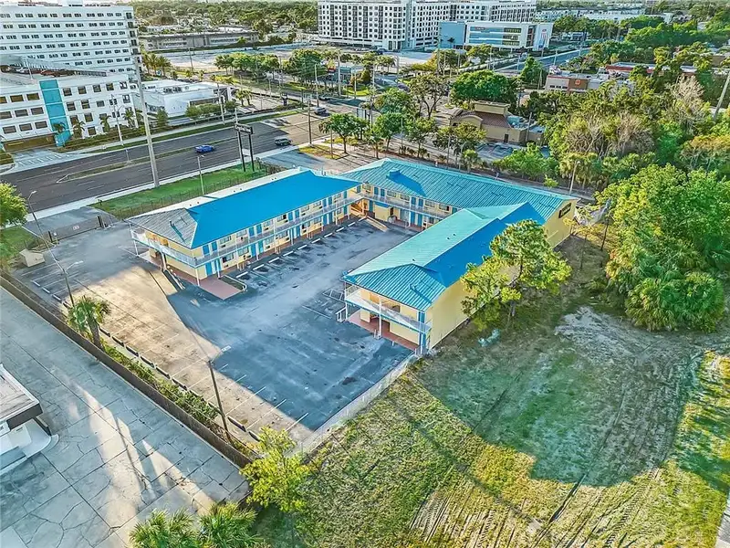 Independent Economy Hotel in Prime Location, St. Petersburg with 65 Keys and Redevelopment Potential