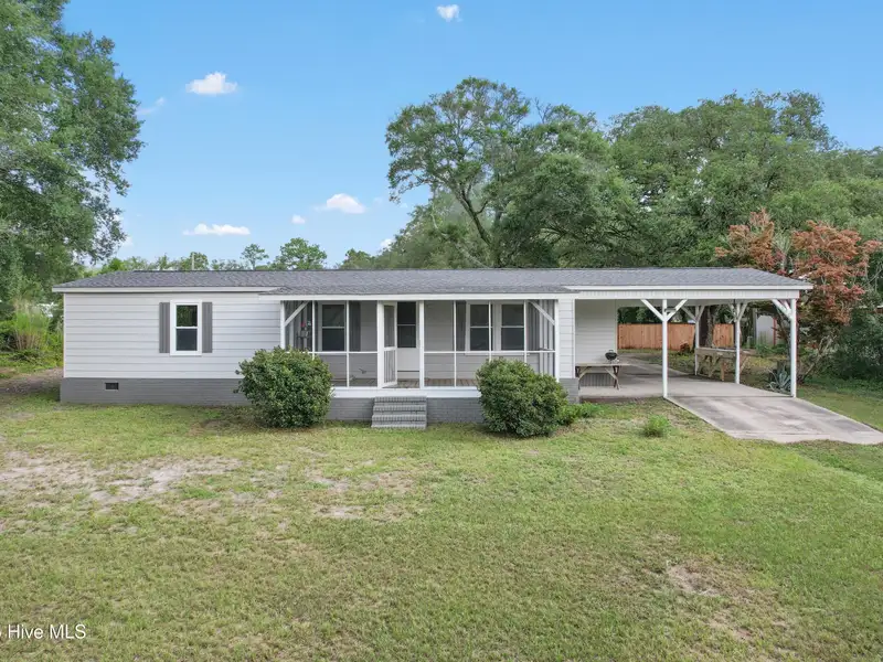 Coastal Live/work Property with 3-bed Home and Flexible Commercial Space